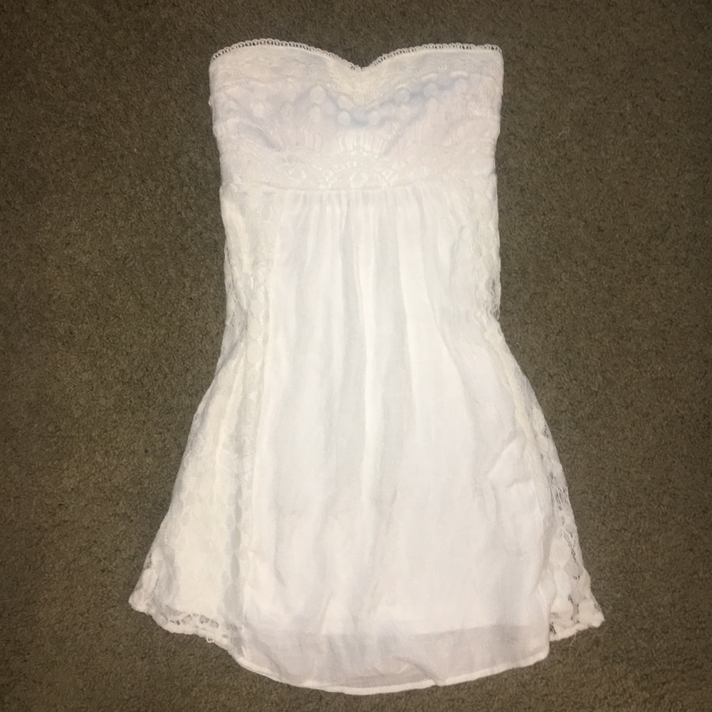 While Lacey dress